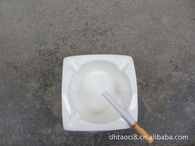 树形盘子批发库存指南 陶瓷日用品采购全攻略